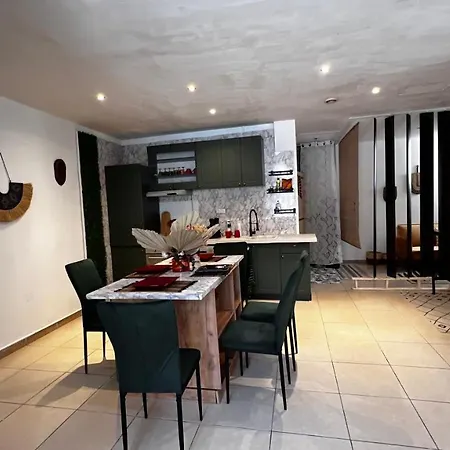 Loft Cosy Chic Pres Des Grands Buffets